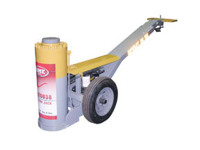 Super lift Jack 200 Ton Min Height 27"