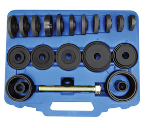 Master Front Wheel Drive Bearing Adapter Kit