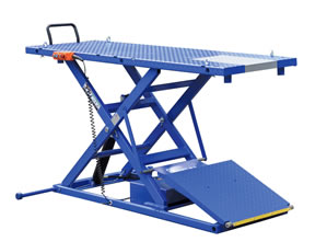 Motorcycle Lift with Retractable Ramp